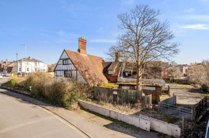 Photo 27- click for photo gallery